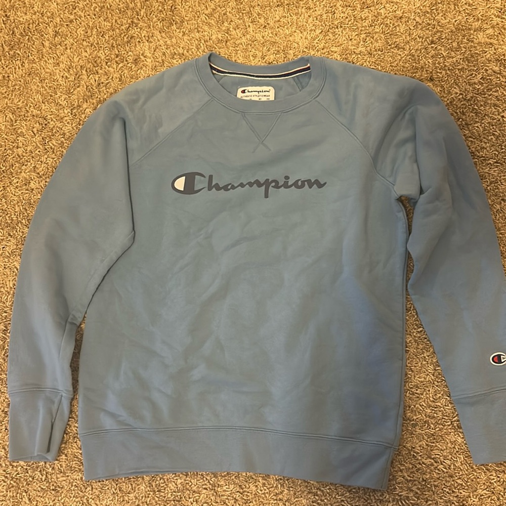 Sky blue woman’s champion crewneck
